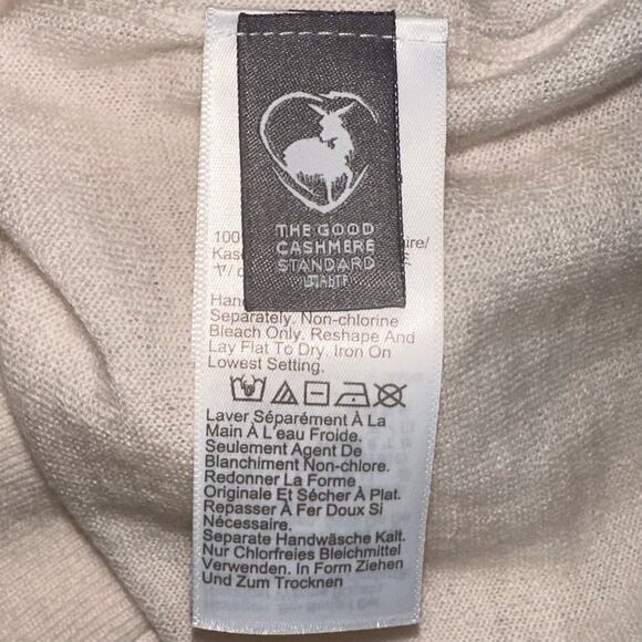 J.Crew Featherweight Cashmere Cardigan Women’s Snow White – Size XS New - Picture 8 of 11